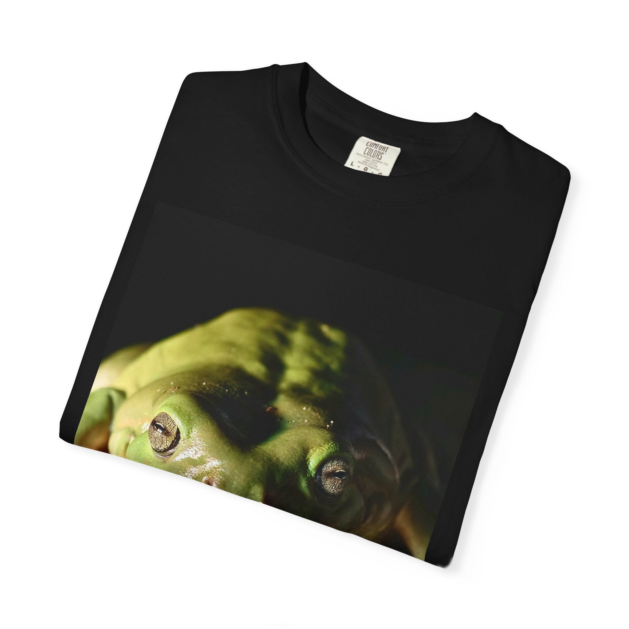 Frog Portrait T-Shirt — Cute Green Tree Frog Photo Tee