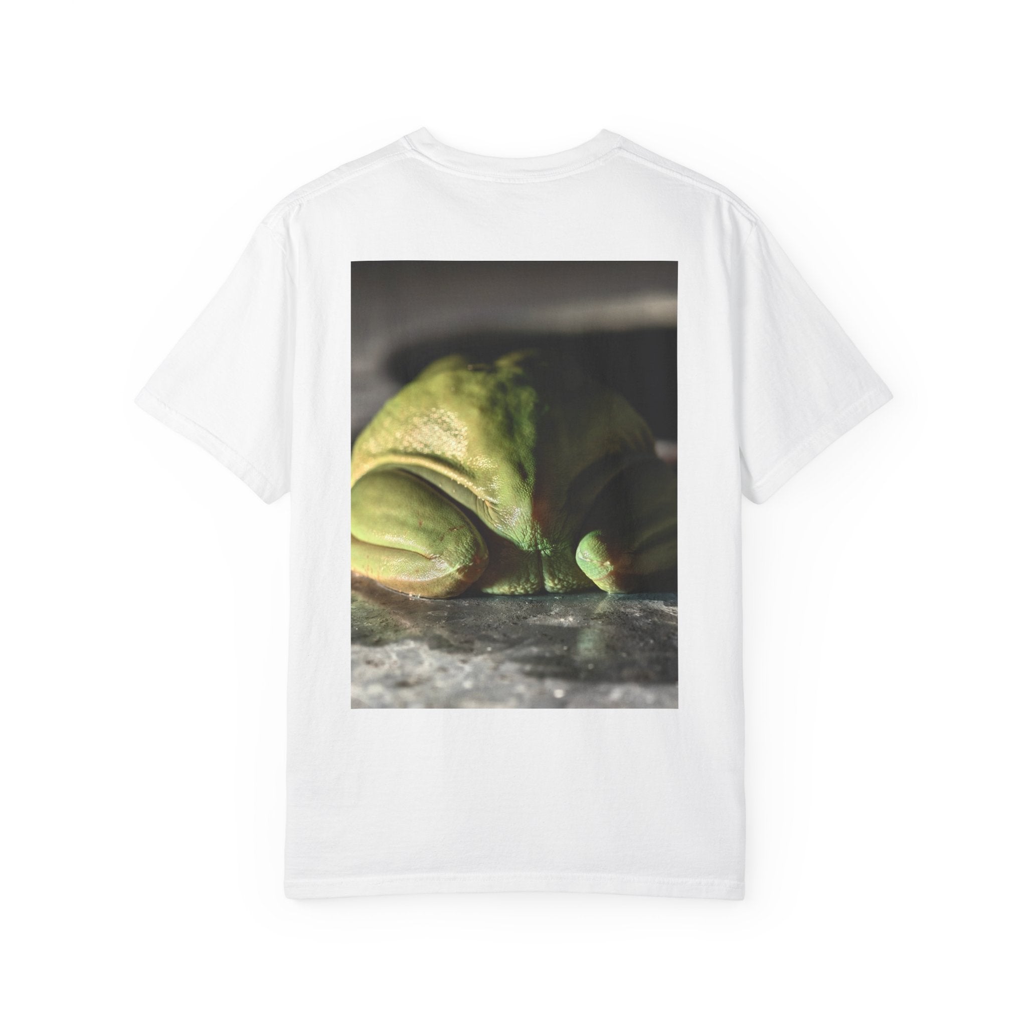 Frog Portrait T-Shirt — Cute Green Tree Frog Photo Tee