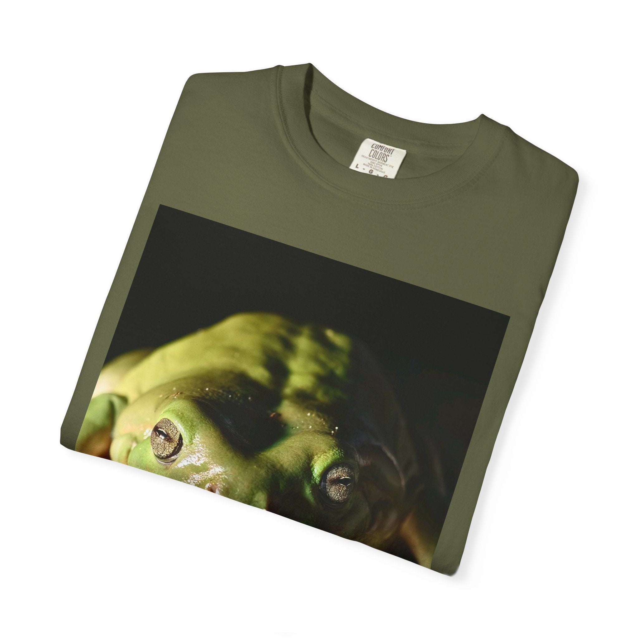 Frog Portrait T-Shirt — Cute Green Tree Frog Photo Tee